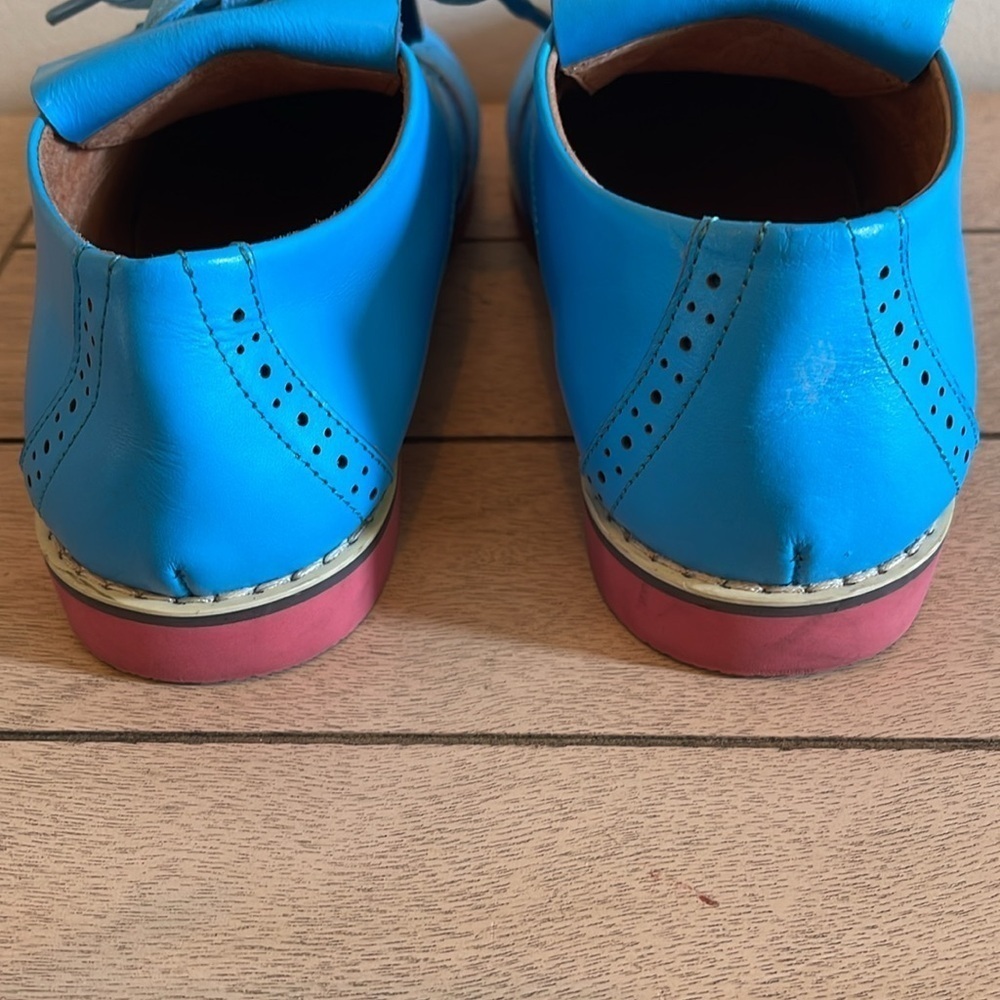 6th & Madison Blue brogue shoes SZ 33 US 2/2.5 - Picture 6 of 8